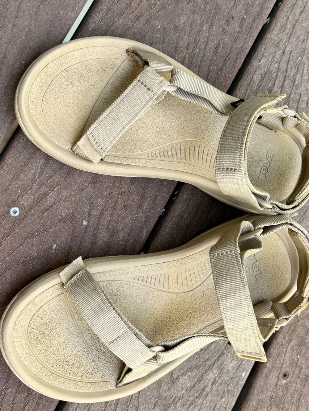 Teva Women's Hurricane XL2- Beige/Tan Sport Sandals - Picture 2 of 11